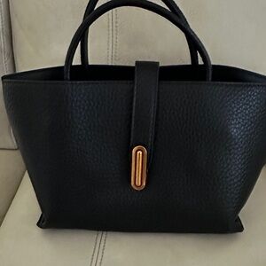 Elegant Black Handbag